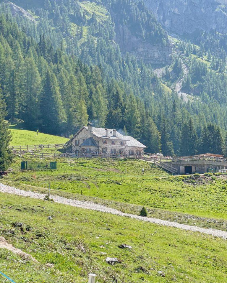 Fiera di Primiero e San Martino di Castrozza sentieri facili