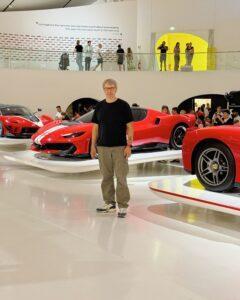 Trasferta a Modena porta blindata in sicurezza e tour tra Ferrari e sapori locali