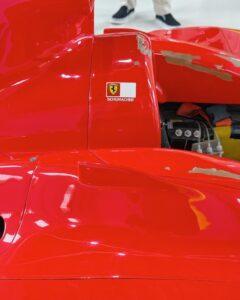 Trasferta a Modena porta blindata in sicurezza e tour tra Ferrari e sapori locali