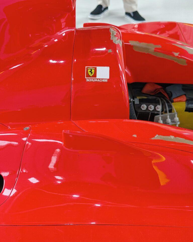 Trasferta a Modena porta blindata in sicurezza e tour tra Ferrari e sapori locali
