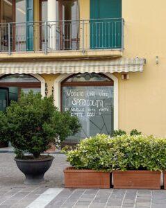 Trasferta a Modena porta blindata in sicurezza e tour tra Ferrari e sapori locali