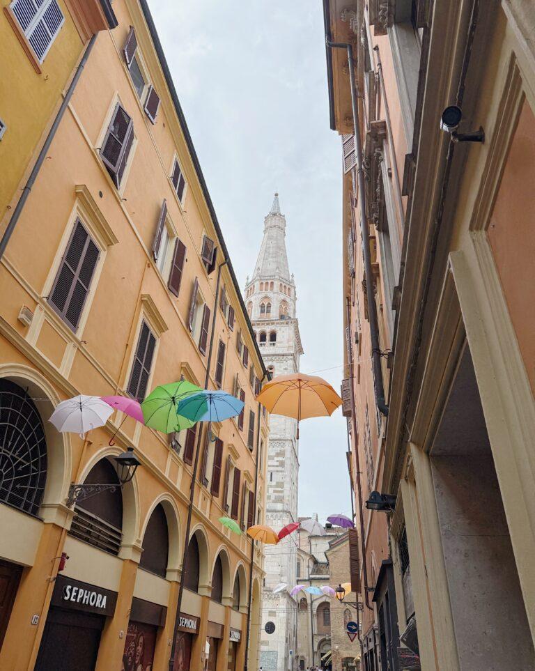 Trasferta a Modena porta blindata in sicurezza e tour tra Ferrari e sapori locali