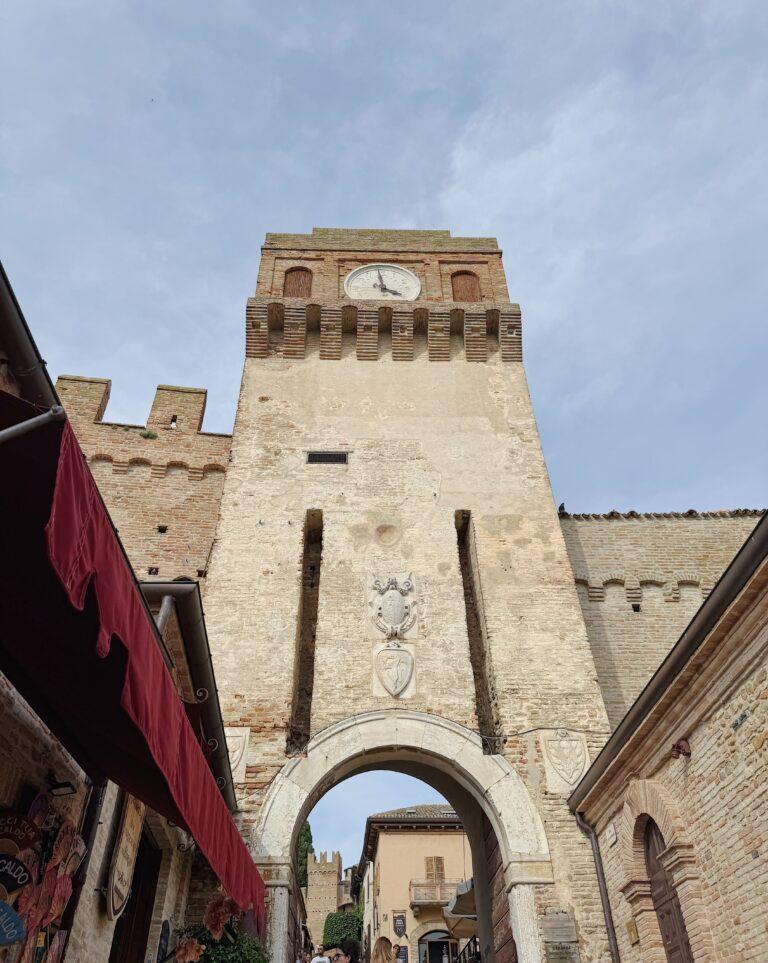 Alla scoperta di Gradara tra castelli leggende e panorami mozzafiato