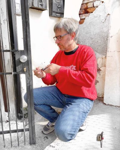 Sei rimasto chiuso fuori di casa? Ecco cosa non fare